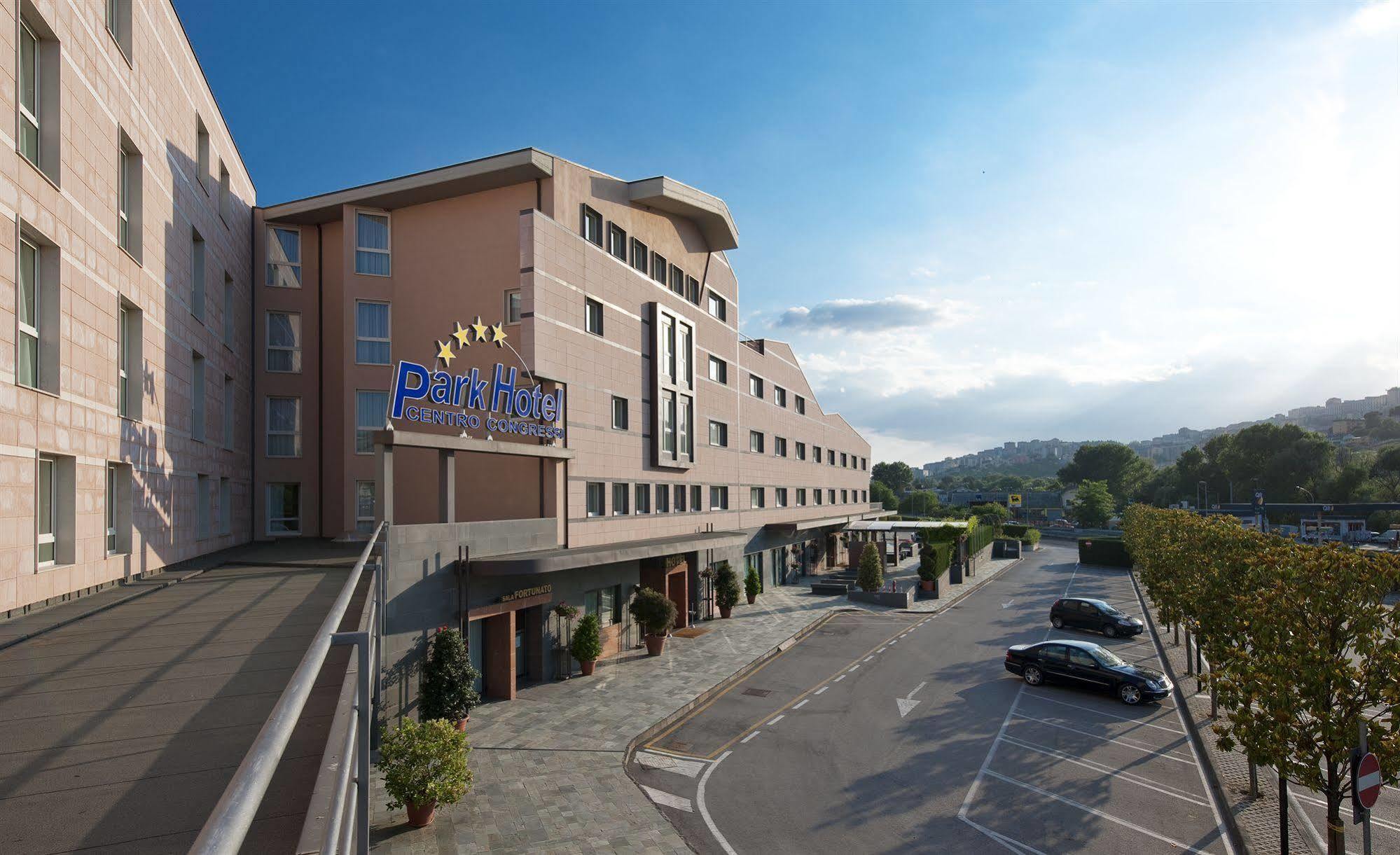 Park Hotel Centro Congressi Potenza Exterior photo